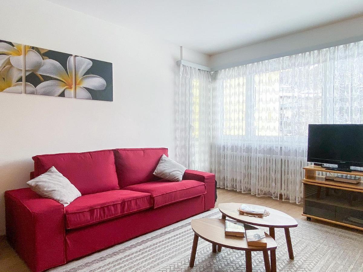 Zentrale Wohnung In St. Moritz Mit Grossem Balkon Exteriér fotografie